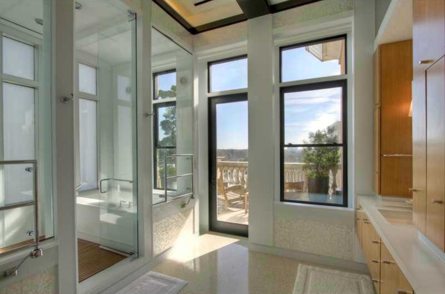 2500 Peachtree Rd NW APT 901S, Atlanta, GA 30305