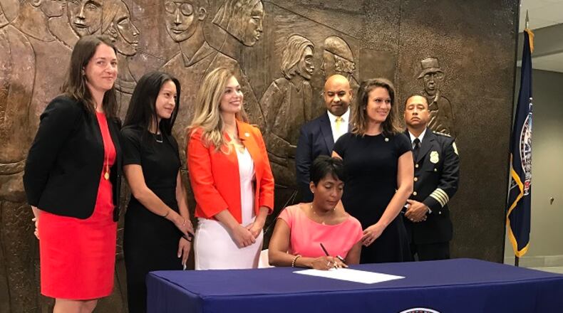 Mayor Keisha Lance Bottoms on Thursday signed an executive order directing that all remaining U.S. Immigration and Customs Enforcement detainees be transferred out of the city’s jail and declaring the jail will no longer hold people for the federal agency. JEREMY REDMON/jredmon@ajc.com