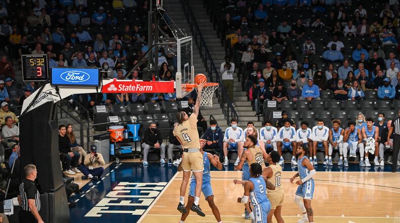 Georgia Tech forward Jordan Usher goes to the rim during the Yellow Jackets' ACC opener against North Carolina at McCamish Pavilion Dec. 5, 2021. (Anthony McClellan/Georgia Tech Athletics)