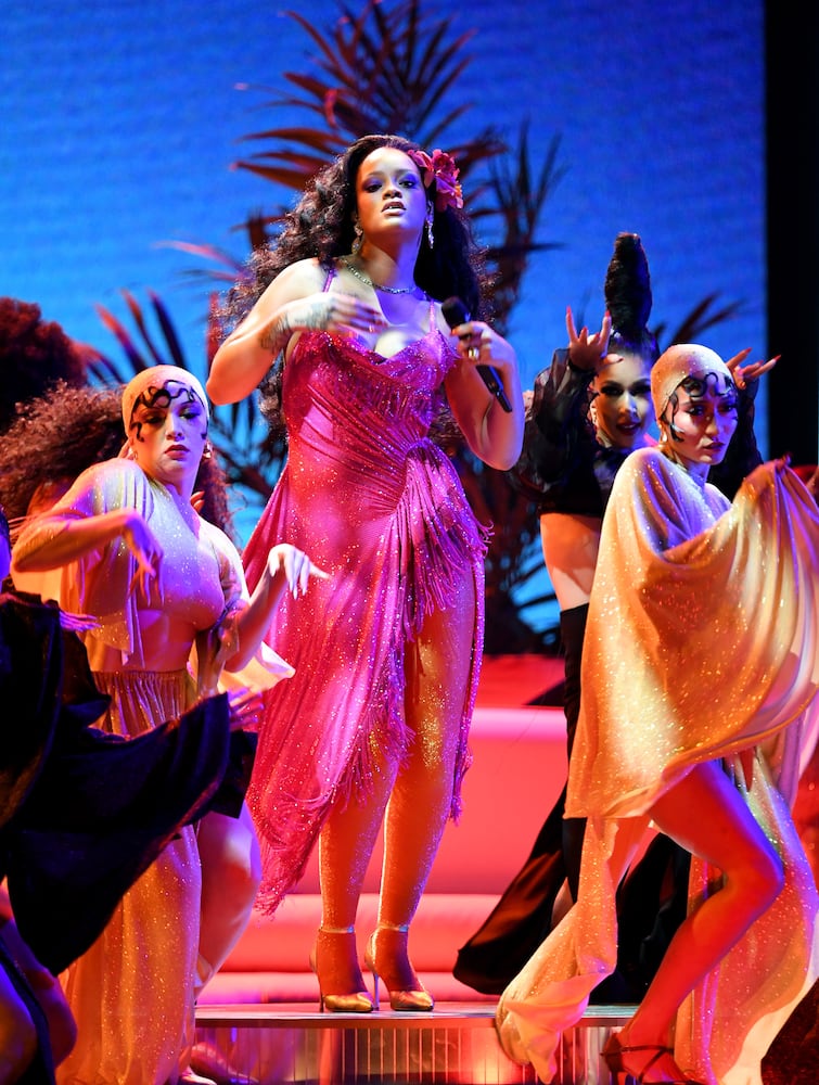 Photos: Rihanna, DJ Khaled, Bryson Tiller perform 'Wild Thoughts' at Grammys