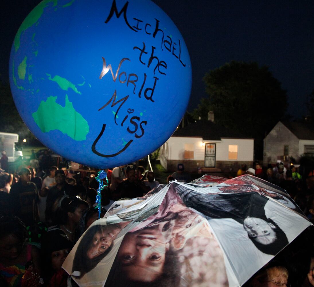 Fans celebrate Michael Jackson's birthday in Gary, Ind.
