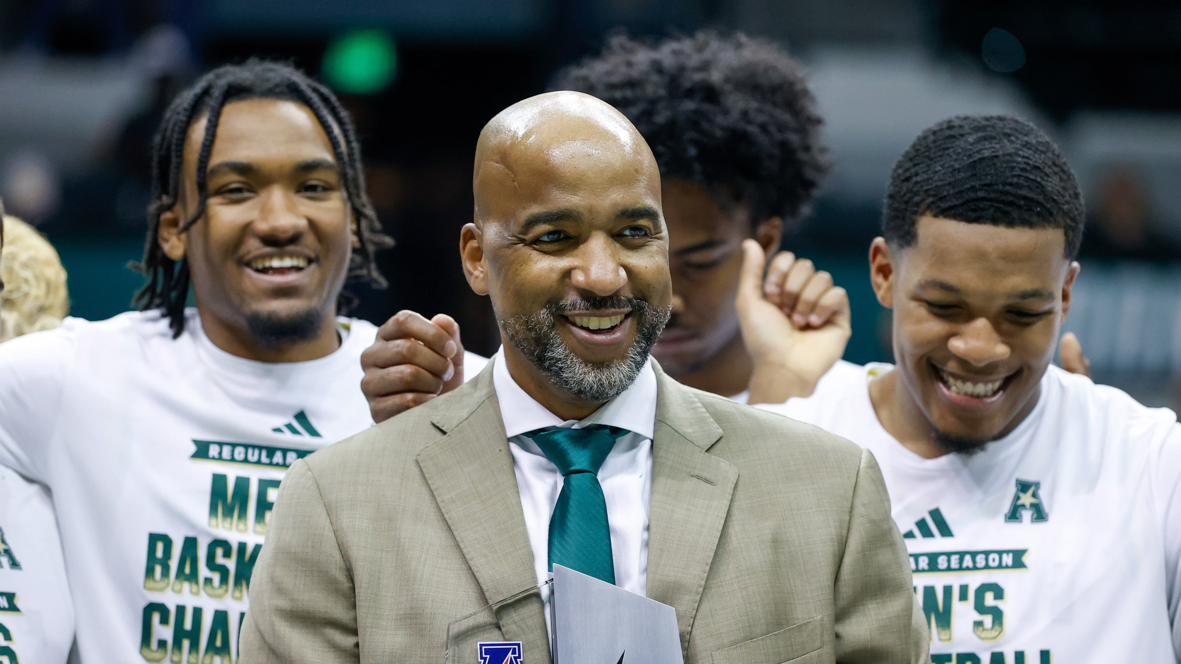 In his first season as USF men's basketball coach, Amir Abdur-Rahim led the Bulls to a 25-8 record and the American Athletic Conference regular-season title. (Jefferee Woo/Tampa Bay Times 2024)