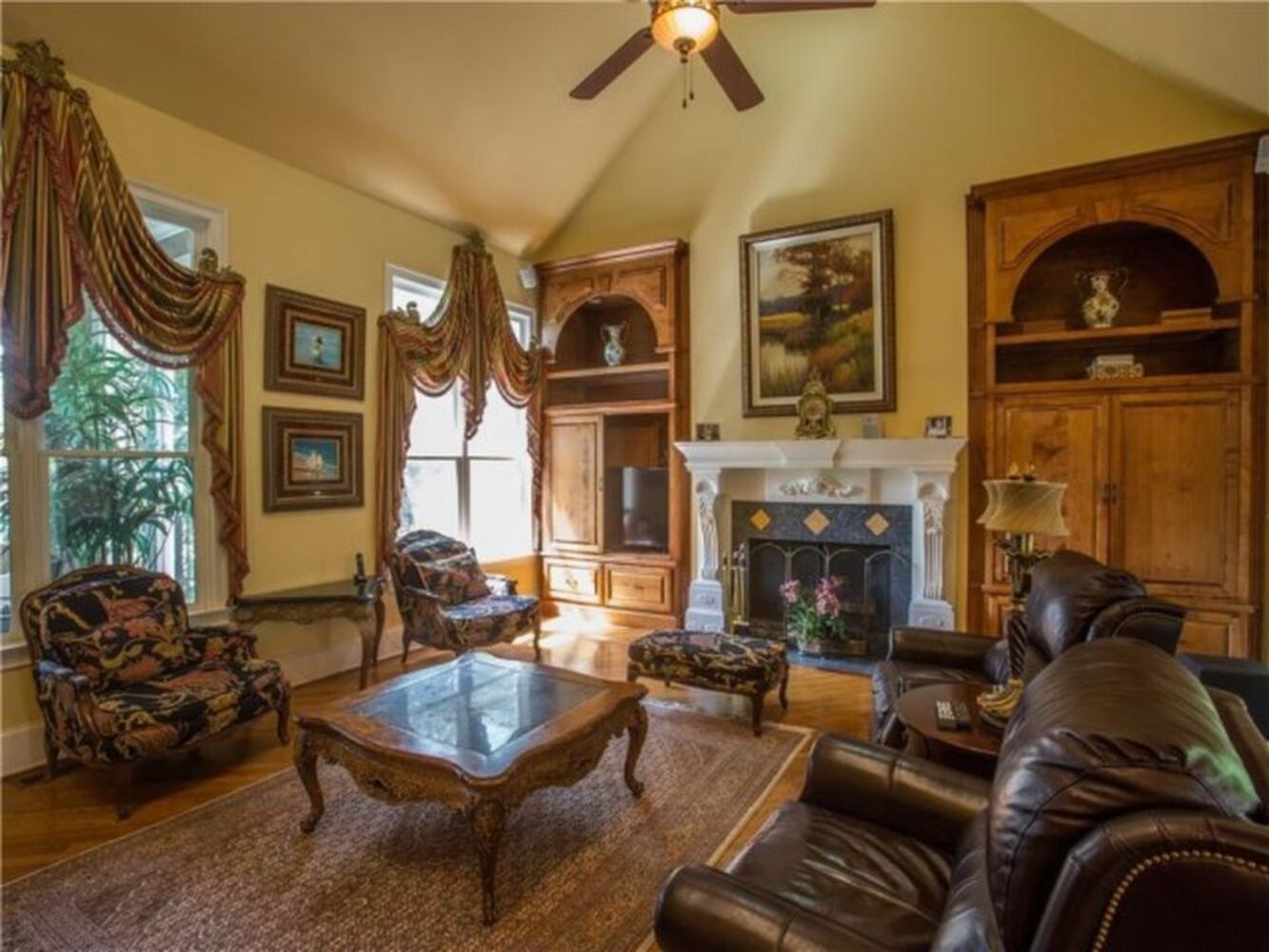 215 Bunratty Ct, Roswell, GA 30076