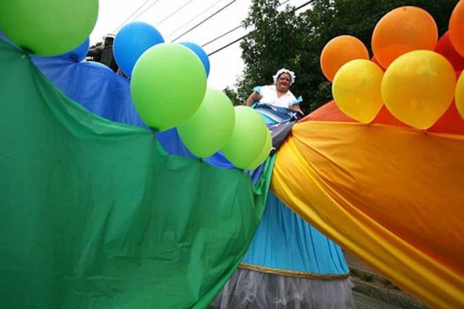 Rain doesn't stop Atlanta Pride Parade