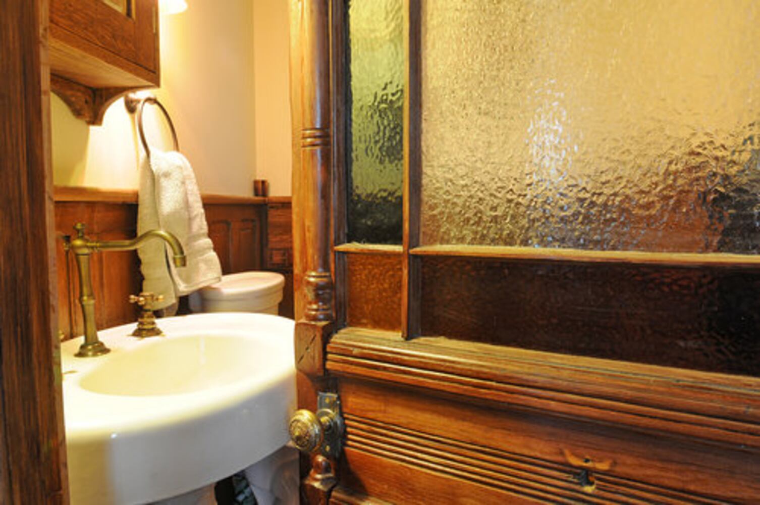 Kirkwood home gets classic update