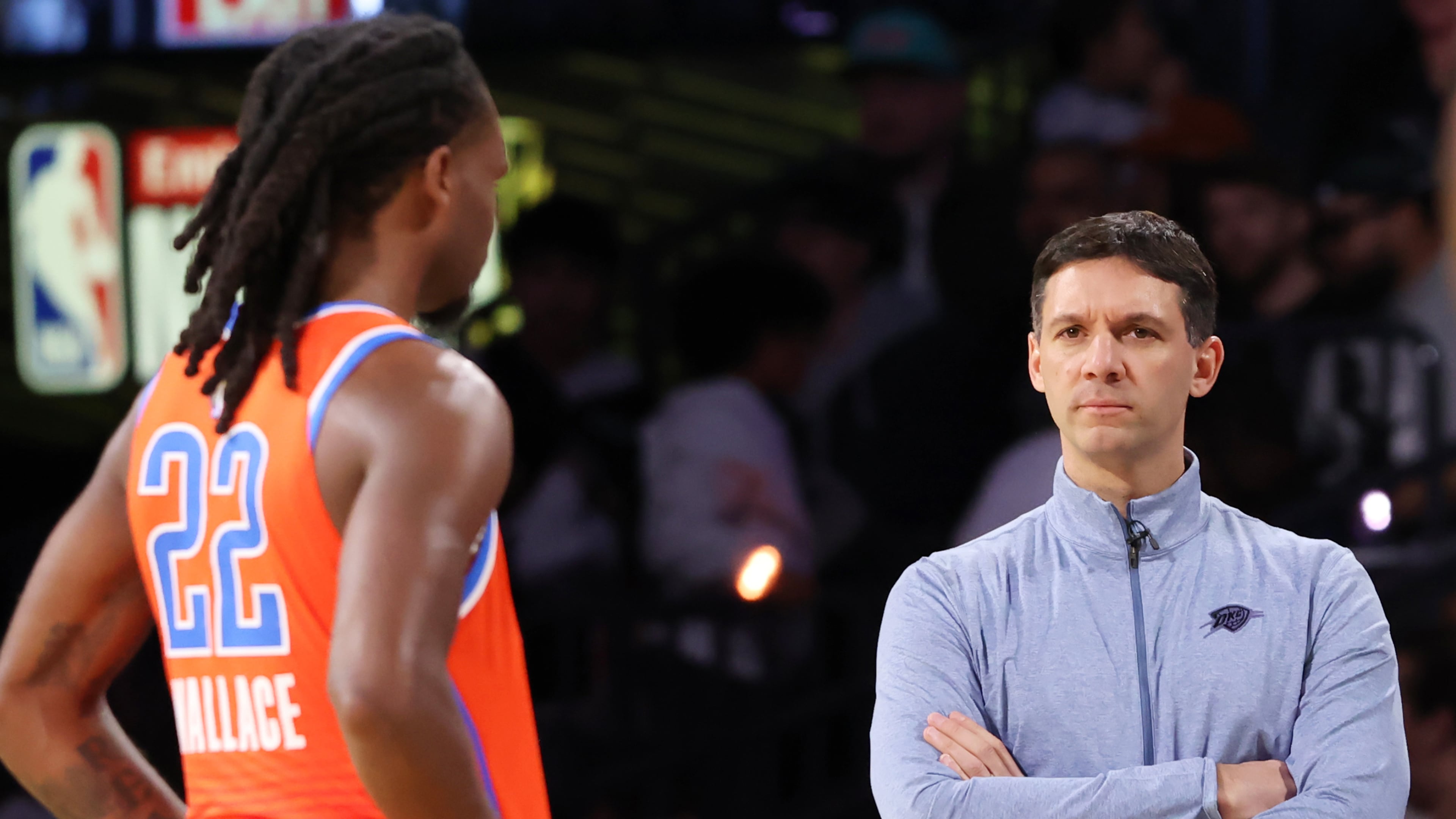 Oklahoma City Thunder head coach Mark Daigneault watches the court in the first half of an NBA Cup semifinals basketball game against the San Antonio Spurs, Saturday, Dec. 13, 2025, in Las Vegas. (AP Photo/Ronda Churchill)