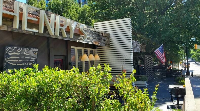 The exterior of Henry's Midtown Tavern / Henry's Midtown Tavern Facebook page