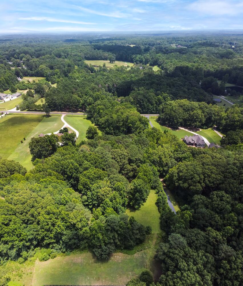 Country music star Jo Dee Messina lists $3 million Atlanta mansion