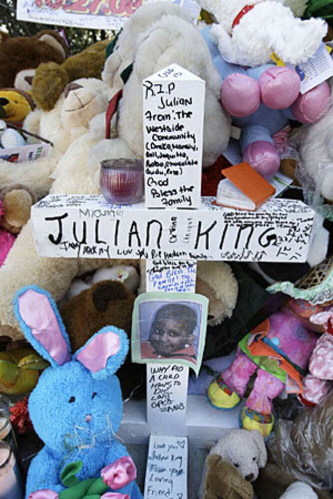 Hudson's mother, brother, nephew found dead