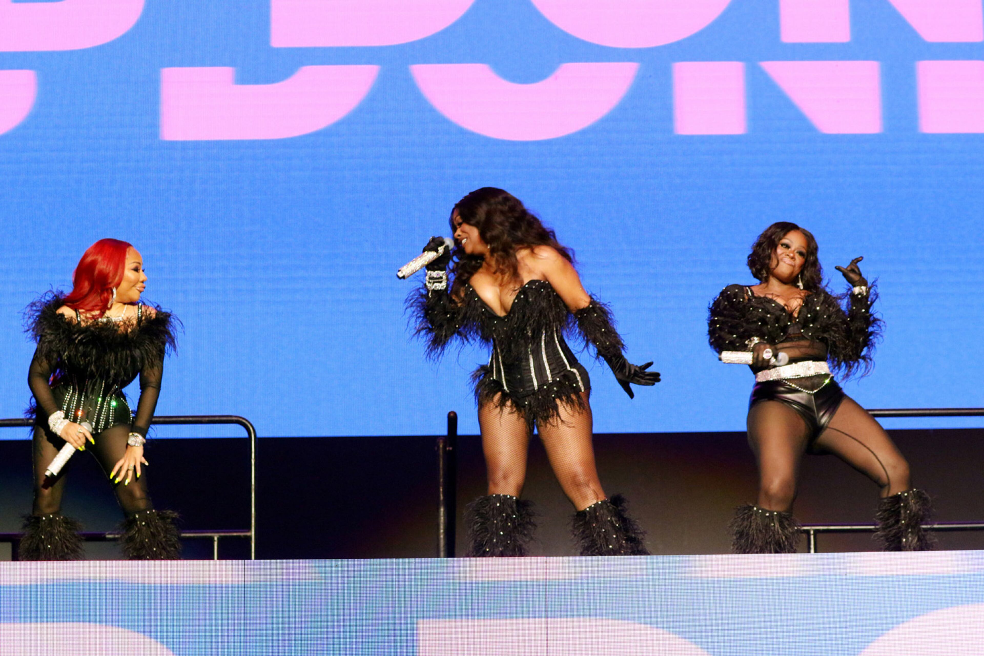 Xscape entertains the crowd during the Atlanta R&B Music Experience-Holiday Edition, December 2022 at State Farm Arena. (Robb Cohen for the AJC)