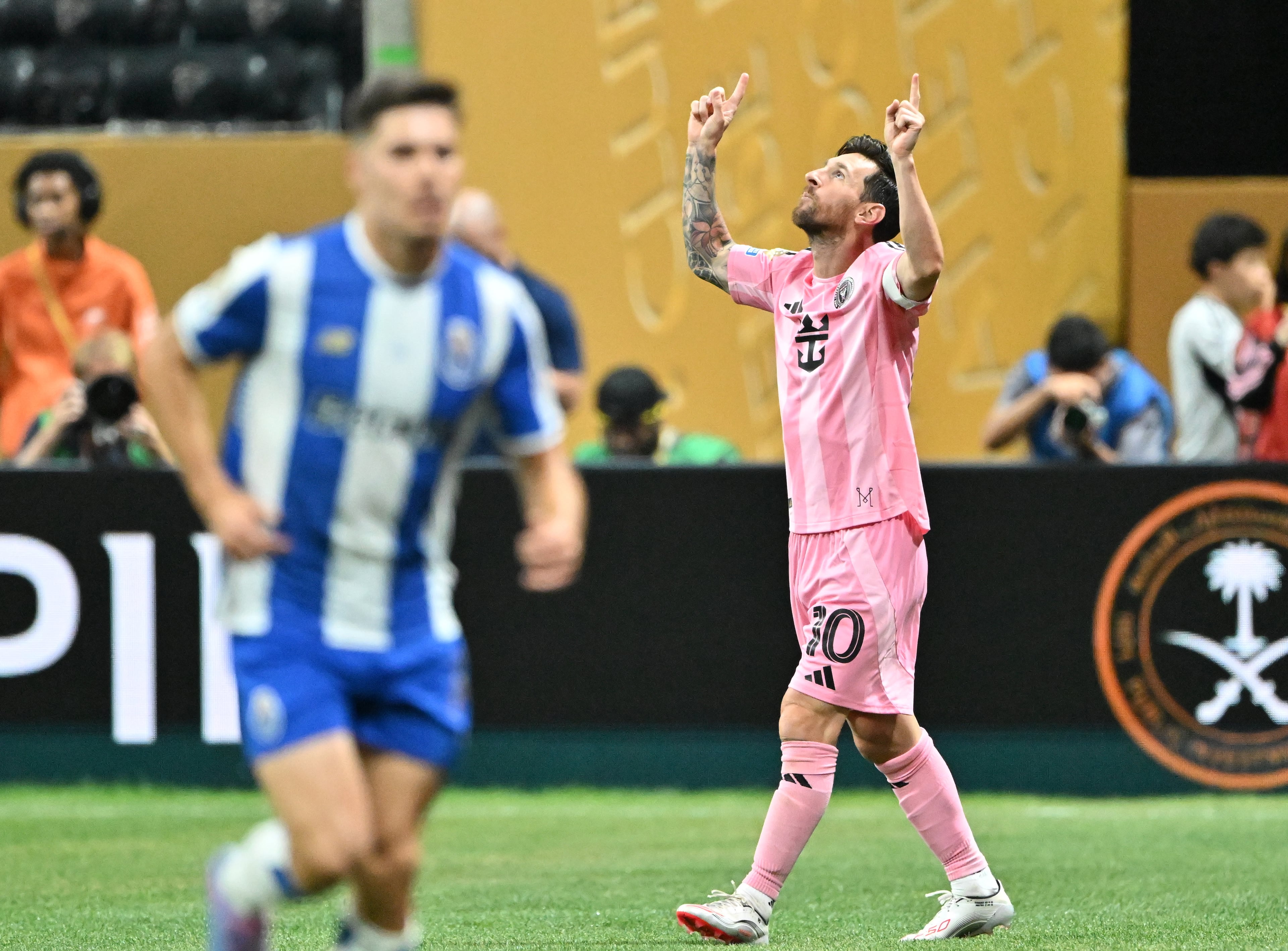 Inter Miami forward Lionel Messi (10) celebrates after scoring during Club World Cup group A soccer match at Mercedes-Benz Stadium, Thursday, June 19, 2025, in Atlanta. Inter Miami won 2-1 over FC Porto. (Hyosub Shin / AJC)