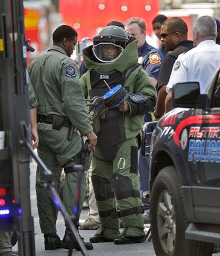 Bomb squad shuts down Northside