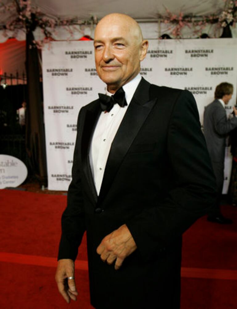 Celebs go to Louisville for Derby party