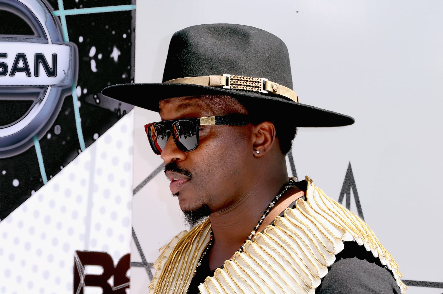 2016 bet awards red carpet