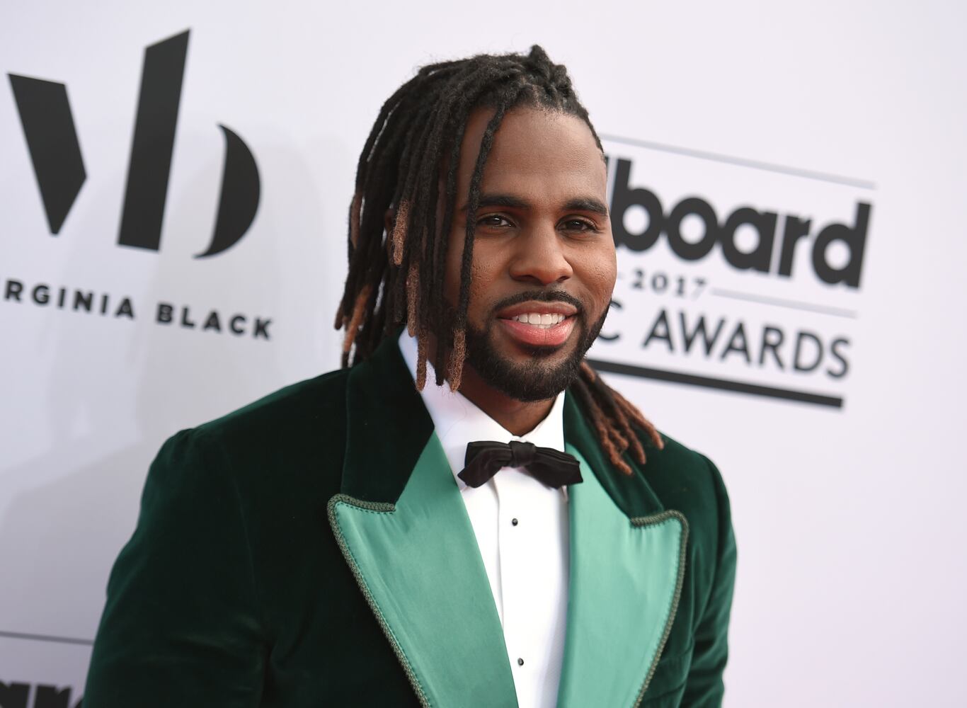Photos: 2017 Billboard Music Awards red carpet