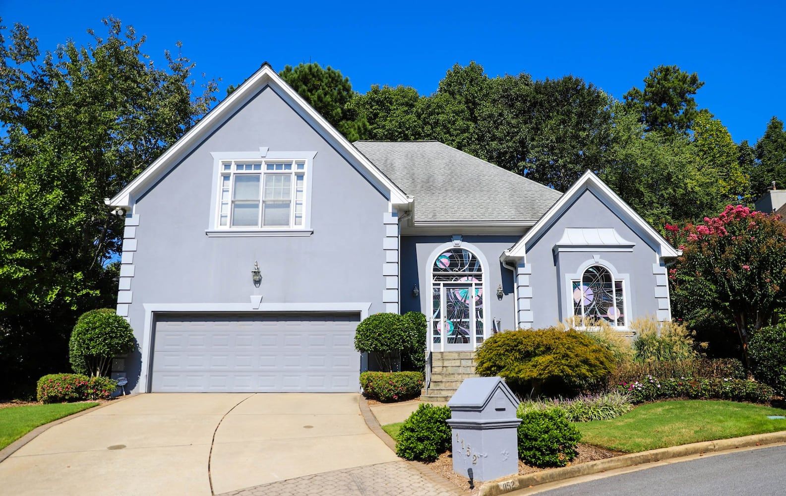 Brookhaven home gets a contemporary makeover