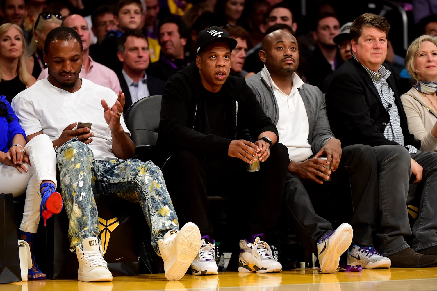 Kobe Bryant scores 60 points in last game