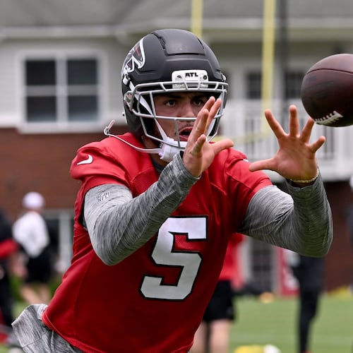 Atlanta Falcons wide receiver Drake London (5) runs a drill during an OTA workout at Atlanta Falcons Training Facility on Wednesday, May 27, 2026, in Flowery Branch. (Hyosub Shin/AJC)