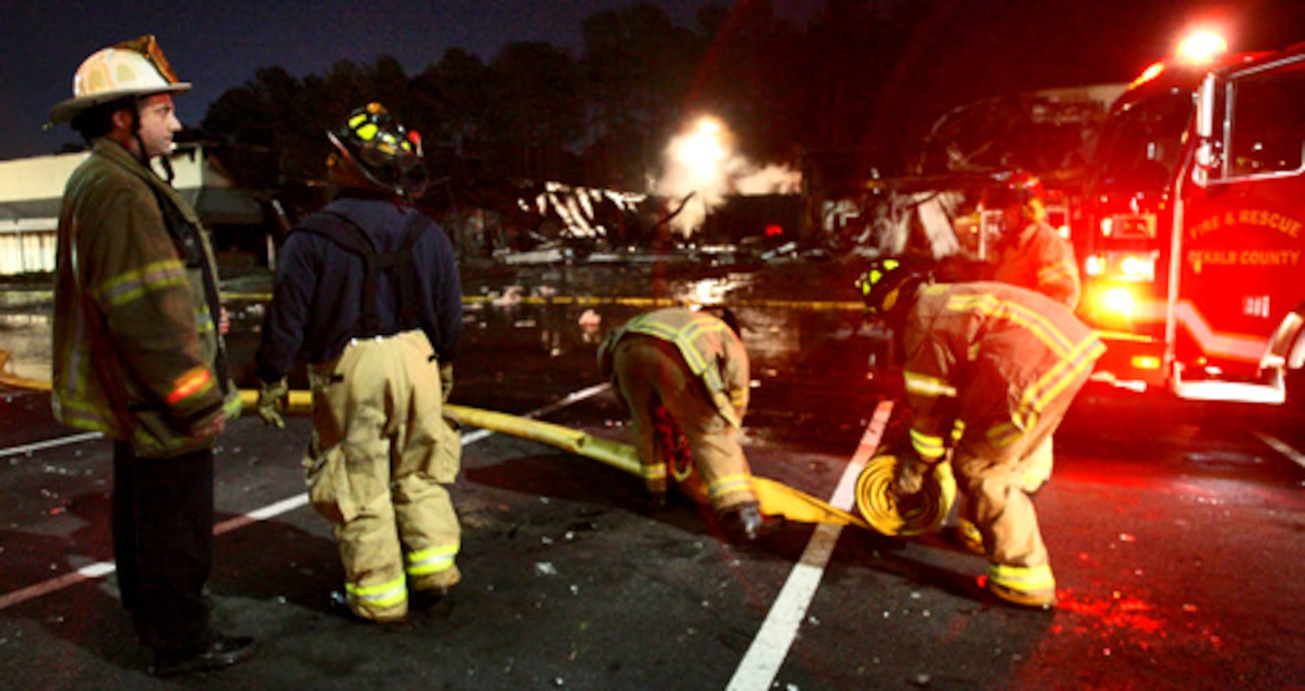 Blast rips Stone Mountain shopping center