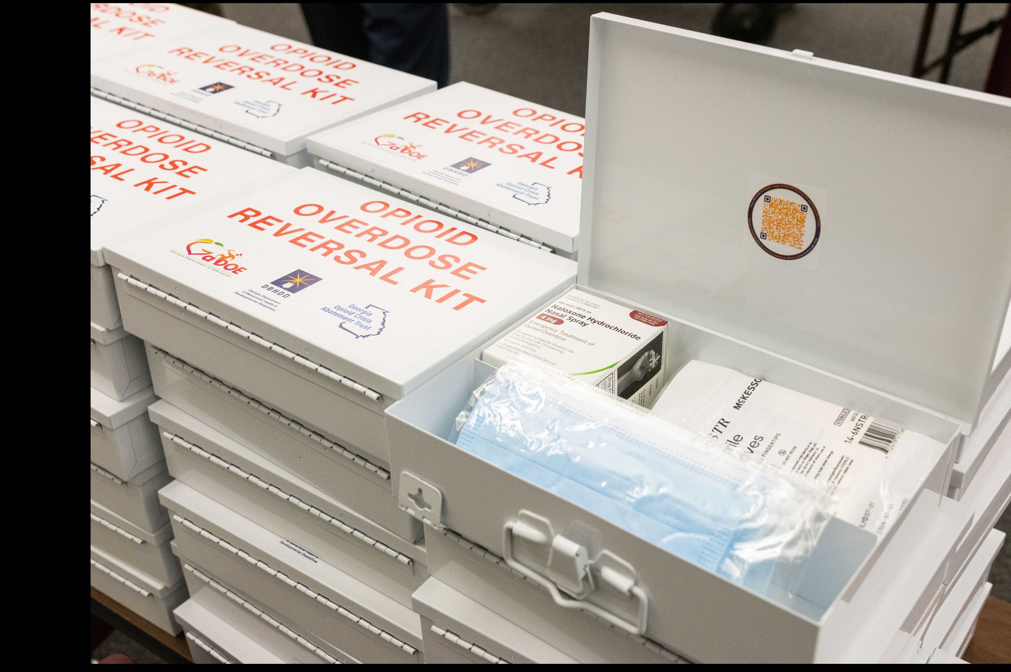 Opioid overdose reversal kits