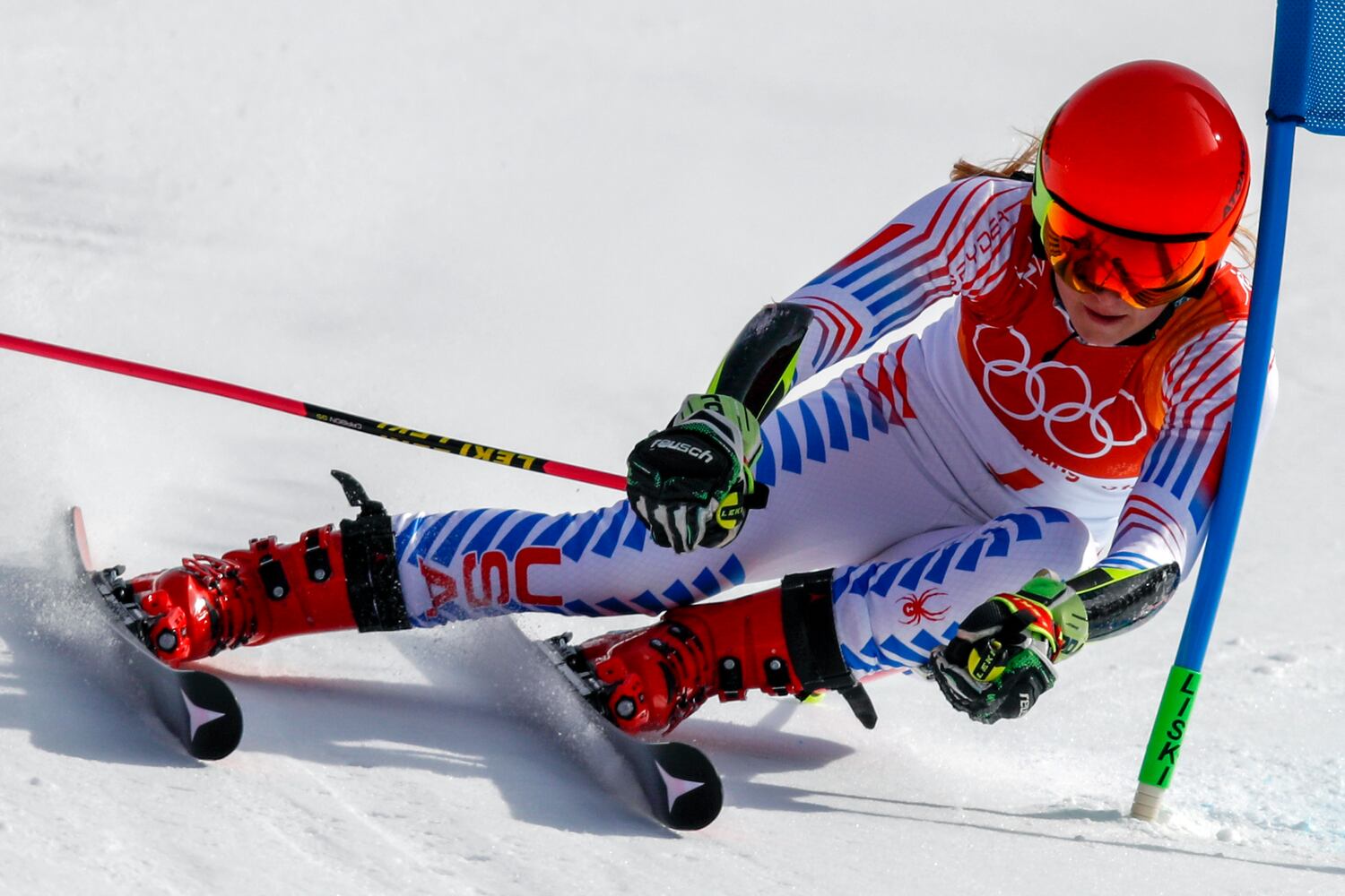 Mikaela Shiffrin wins gold in women's giant slalom