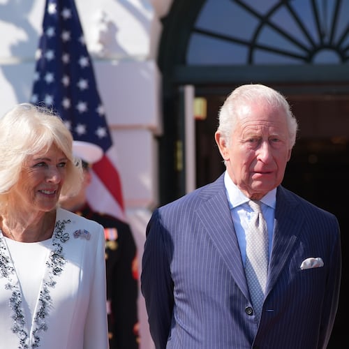 President Donald Trump and first lady Melania Trump greet Britain's King Charles III and Queen Camilla as they arrive at the White House, Monday, April 27, 2026, in Washington. (AP Photo/Alex Brandon)