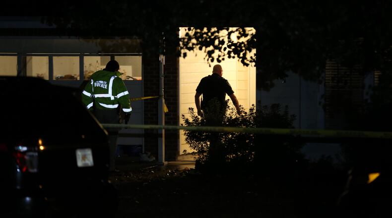 Acworth police investigate the shooting death of a 2-year-old boy on Tuesday, Oct. 27, 2015. (Ben Gray / bgray@ajc.com)