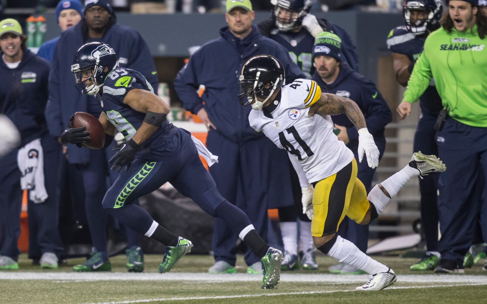 NFl action Week 12
