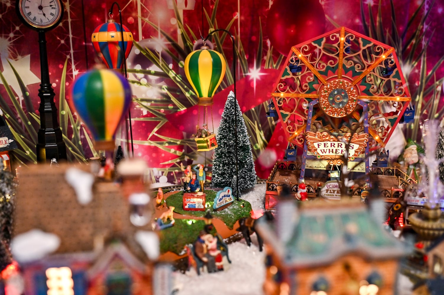 Savannah Christmas Train Villages