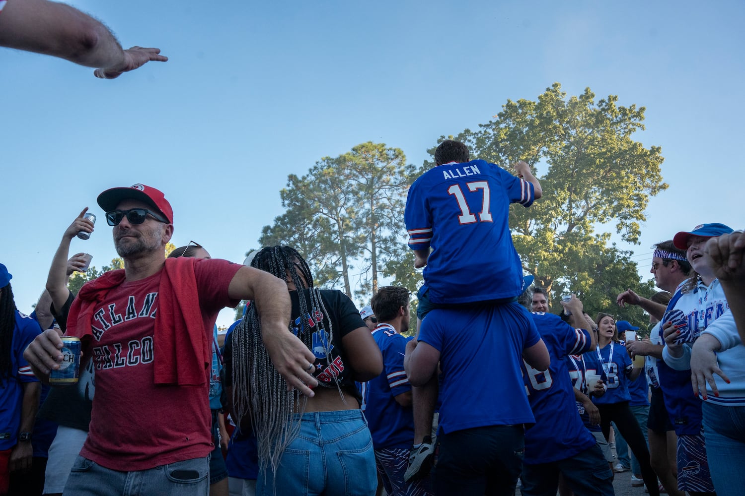 Photos of Bills fans tailgating before Falcons game 10/13/25