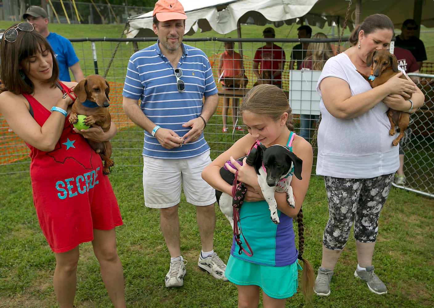 Buda Wiener Dog Race, 4.26.15