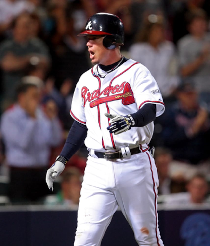 Braves rally to beat A's