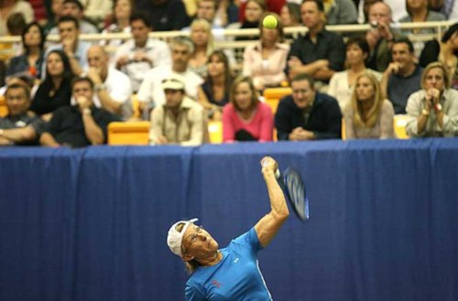 Elton John, tennis legends stage Atlanta tennis event to fight AIDS