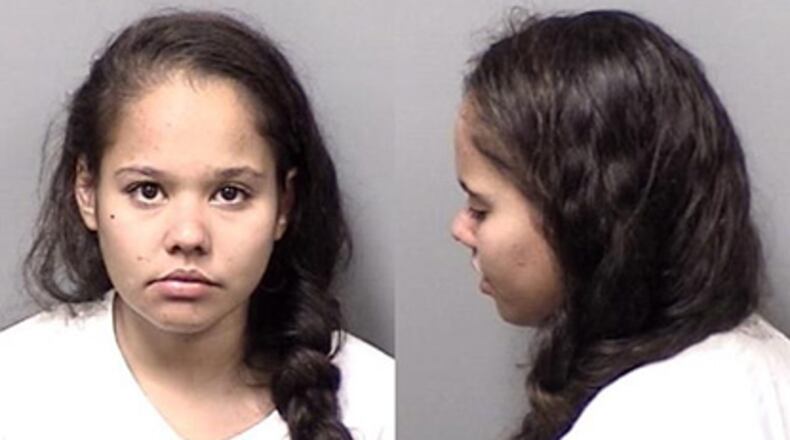 A Florida woman is accused of shooting up meth and turning Walmart into a personal buffet.