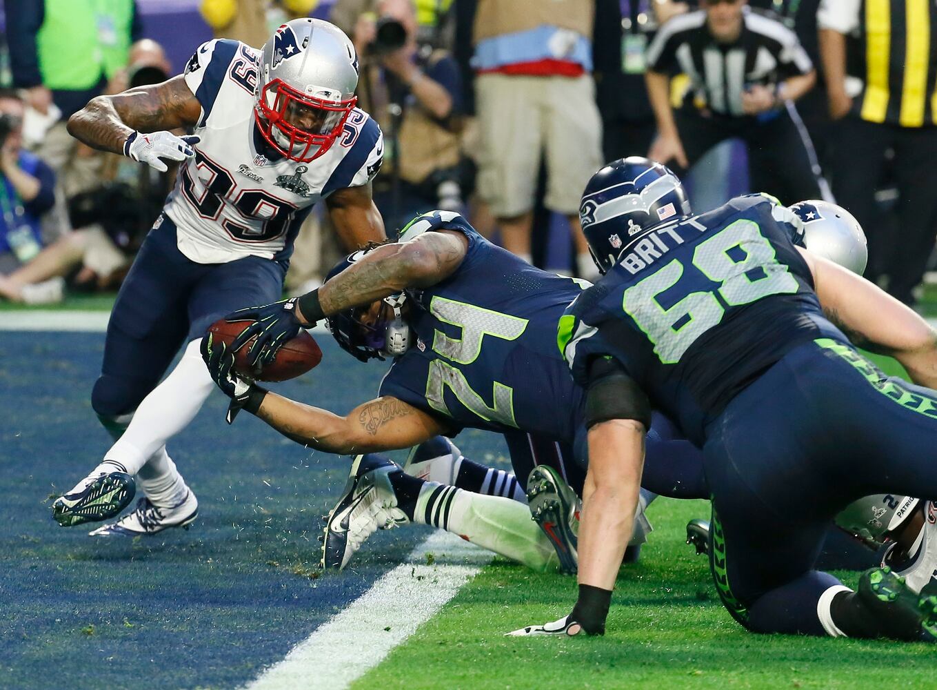 FRAME BY FRAME: Marshawn Lynch's 3-yard touchdown run