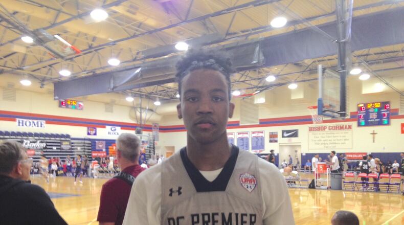 Georgia Tech target Saddiq Bey, a small forward from Washington, holds offers from Notre Dame, Miami, Northwestern and Stanford, among others. (AJC photo by Ken Sugiura)