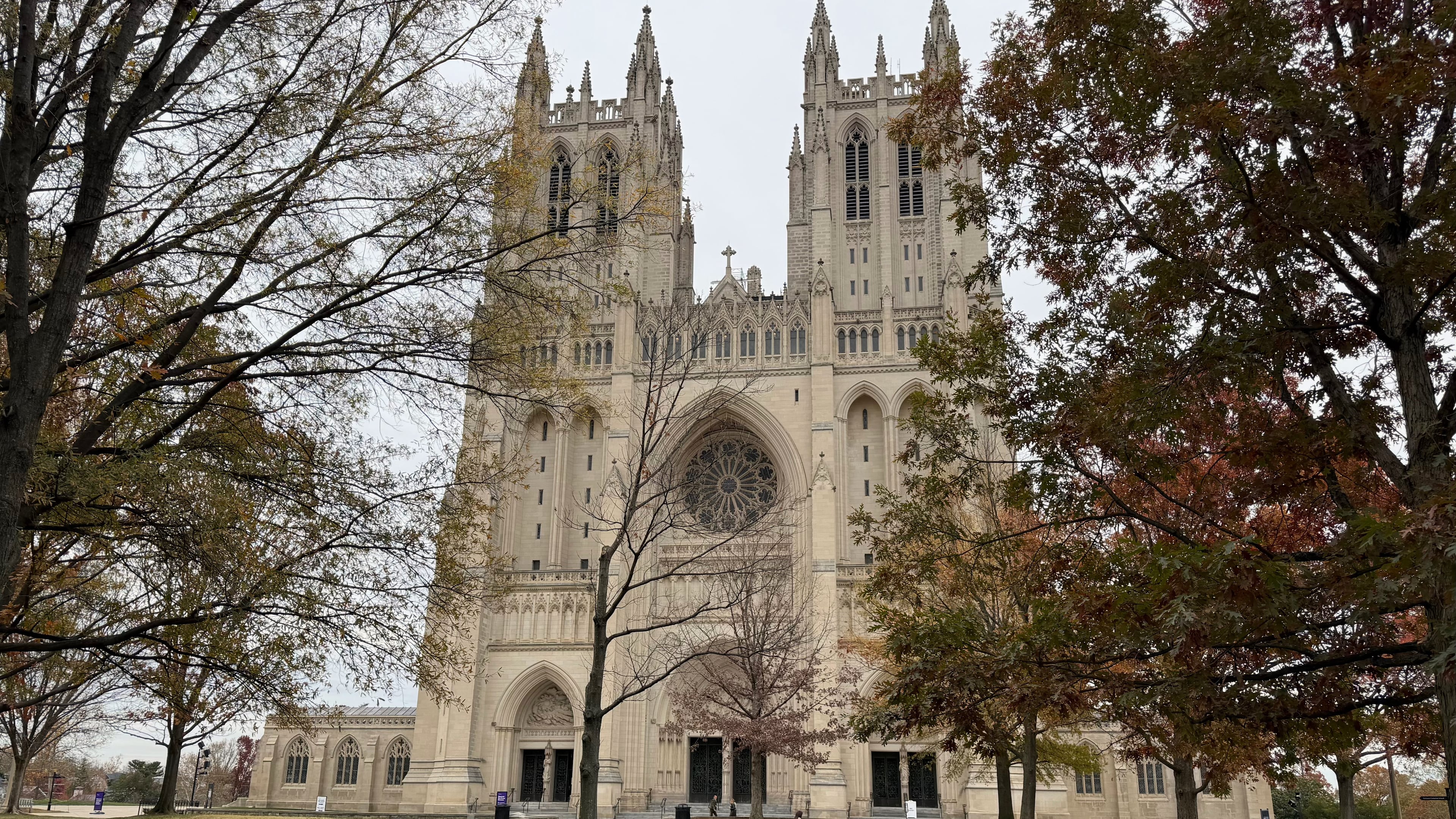 The Washington National Cathedral is photographed in Washington, Monday, Nov. 17, 2005. (AP Photo/Mike Pesoli)