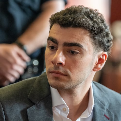 Luigi Mangione attends a pre-trial hearing at Manhattan Criminal Court in New York, Tuesday, Aug. 11, 2026. (David Dee Delgado/Pool Photo via AP)
