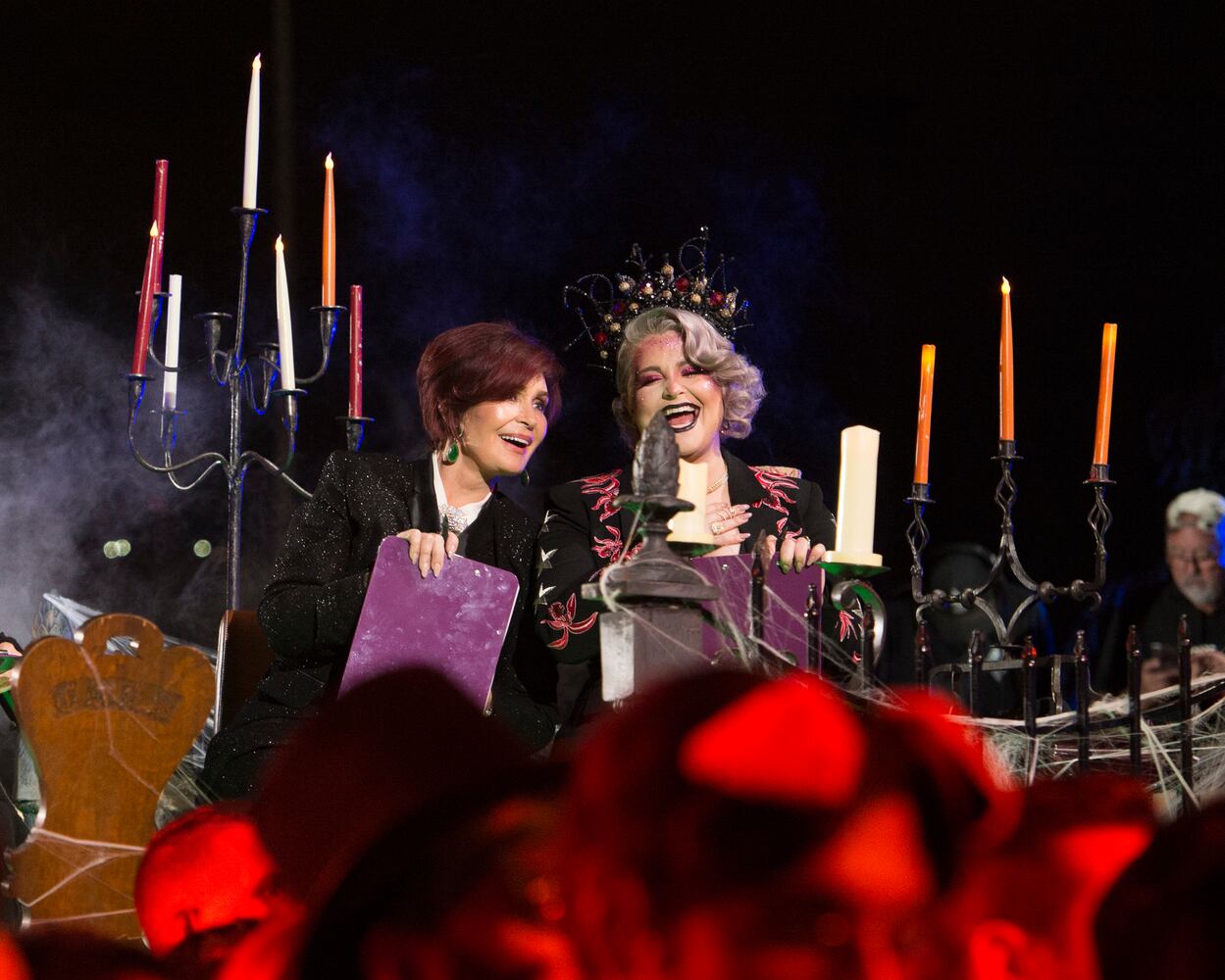 Photos: ‘Hocus Pocus 25th Anniversary Reunion Bash’