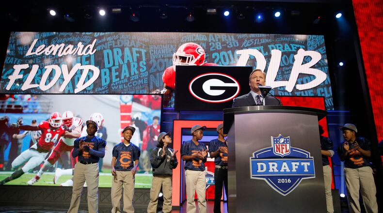 CHICAGO, IL - APRIL 28: NFL Commissioner Roger Goodell announces Leonard Floyd of the Georgia Bulldogs as the #9 overall pick by the Chicago Bears during the first round of the 2016 NFL Draft at the Auditorium Theatre of Roosevelt University on April 28, 2016 in Chicago, Illinois. (Photo by Jon Durr/Getty Images)