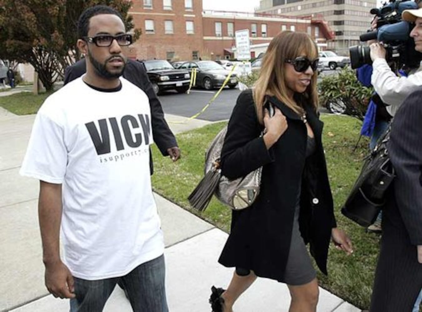 Vick heads to bankruptcy hearing