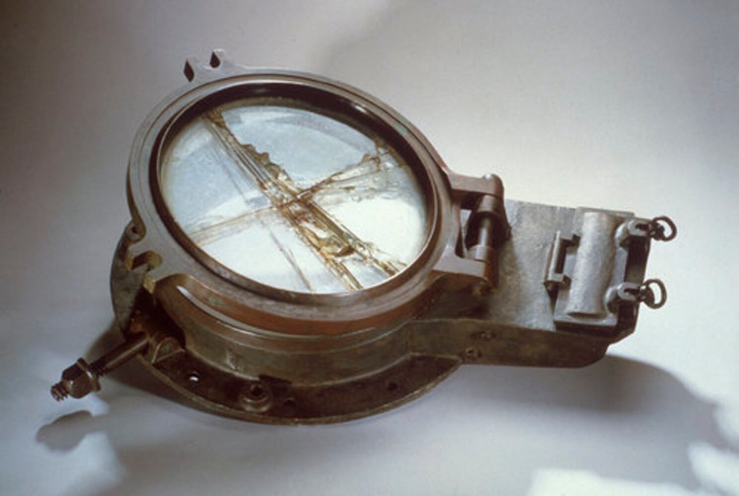 Titanic items to be auctioned 100 years after sinking