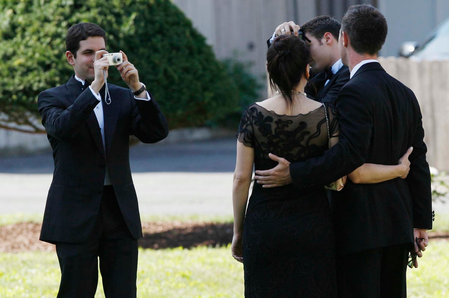 Chelsea Clinton weds Marc Mezvinsky