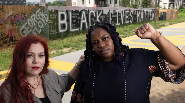 200902-Atlanta-Gilly Segal, left, and Kimberly Jones are the authors of “I’m Not Dying With You Tonight.” Ben Gray for the Atlanta Journal-Constitution