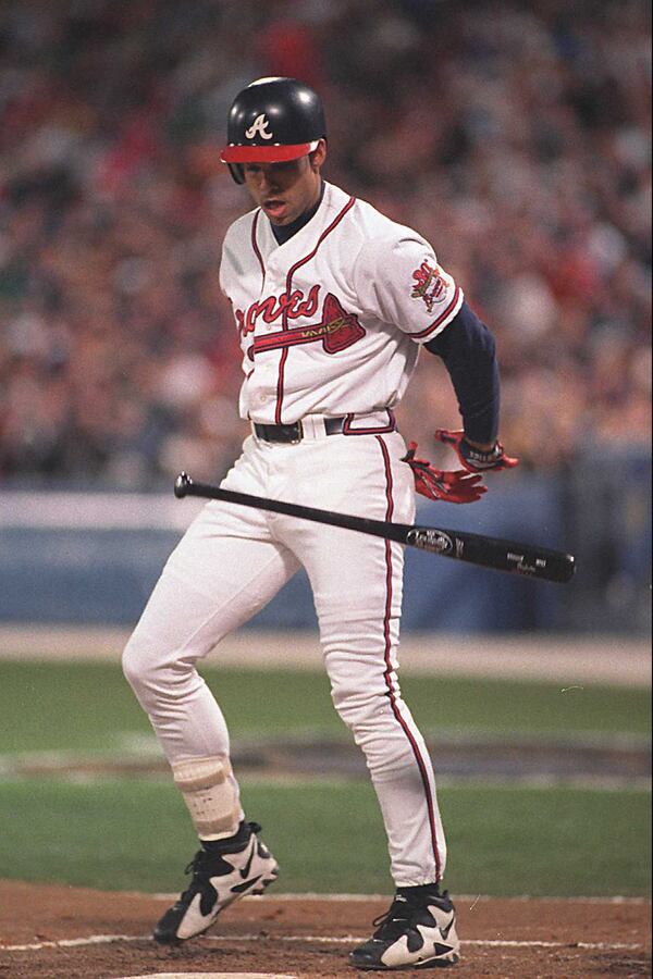 OCTOBER 28, 1995 ATLANTA David Justice drops his bat as he checks his swing on ball 4 in the 2nd inning. MARLENE KARAS/AJC STAFF
