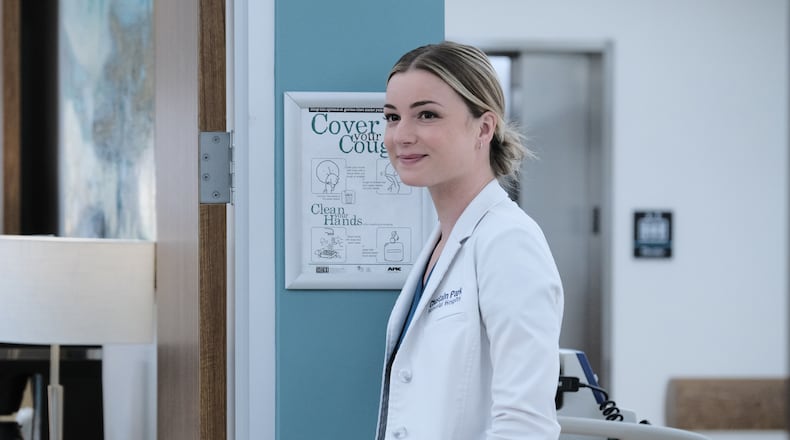 Emily VanCamp in the "The Resident" on Fox. ©2021 Fox Media LLC Cr: Guy D'Alema/FOX