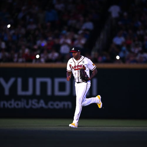 Braves pitcher Raisel Iglesias runs onto the field in the ninth inning against the Blue Jays at Truist Park on Tuesday, June 2, 2026. Atlanta won 4-3. (Hyosub Shin/AJC)
