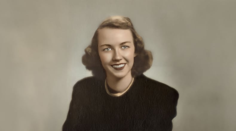 Photograph of Mary Flannery O'Connor circa 1947.