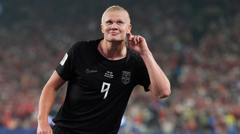 Norway's Erling Haaland (9) celebrates after scoring their third goal during the World Cup Group I soccer match between Norway and Senegal in East Rutherford, N.J., near New York, Monday, June 22, 2026. (AP Photo/Steve Luciano)