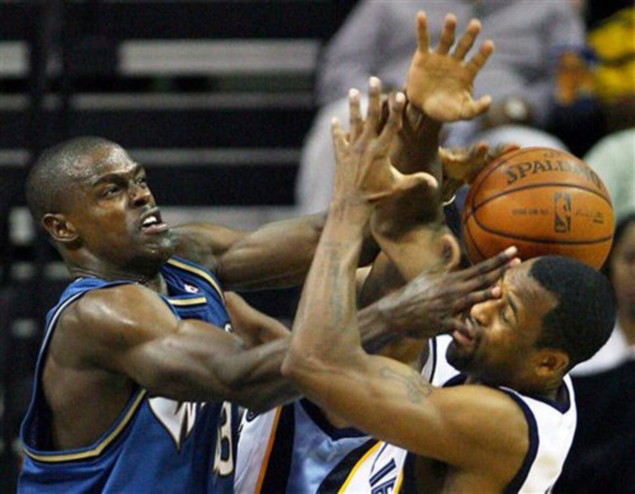 October 9, 2008: Today in Pictures